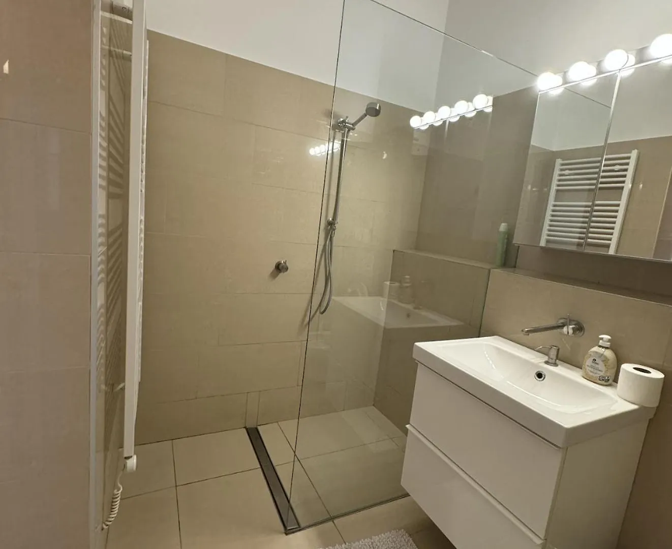 Vienna City Crown Apartment Naschmarkt U4 Austria