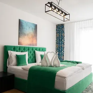 - Lugeck Апартаменты