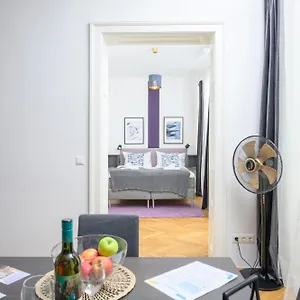 Central City Apartments Apartamento